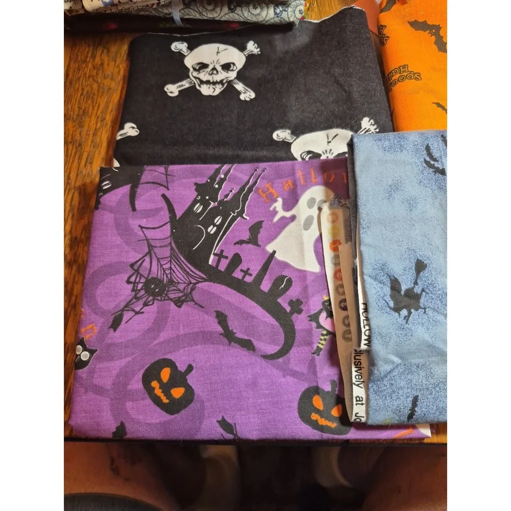 Bundle Of 4 Pieces Of Halloween Fabric Sizes Vary